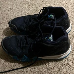 Nike Kyrie 4